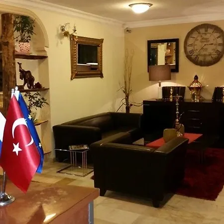 Beyaz Melek Antalia
